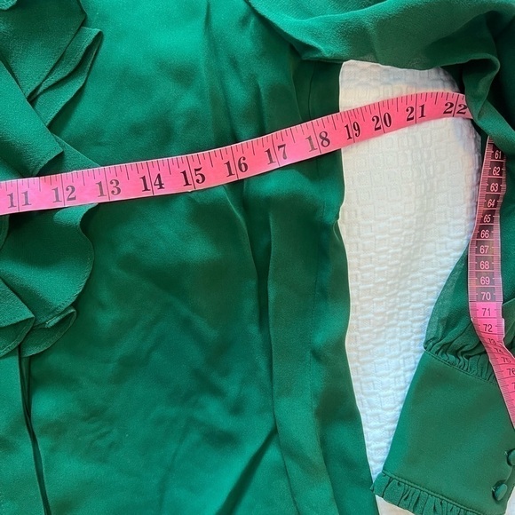 NWT Divine Heritage Silk Ruffle Front Blouse  Emerald Sheer Puff Sleeve - Picture 13 of 16